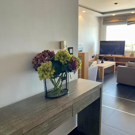 Villa Nuevo *